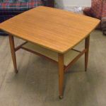 390 1137 COFFEE TABLE